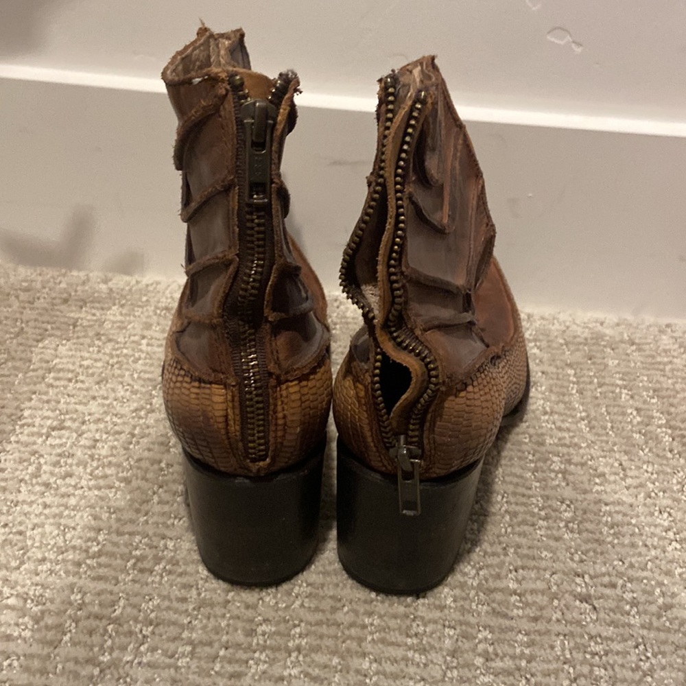 Freebird By Steven One Of A Kind Boot! - image 5